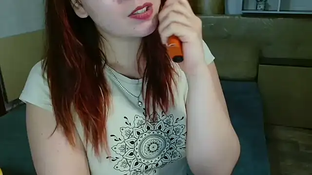 Snapshot of NotYourDoll chatting on 01-28-25, 08:14 NotYourDoll online show from 01-28-25, 08:14