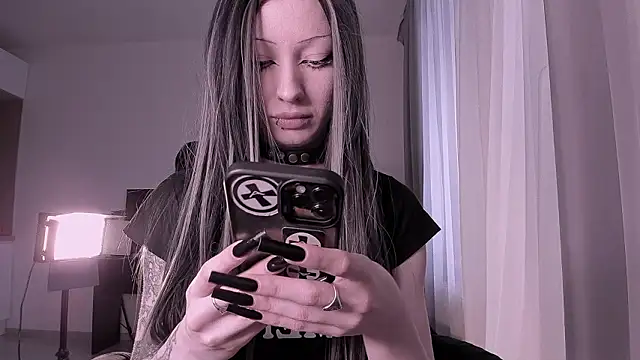 tributetomyluxury online show from 02-23-26, 02:17