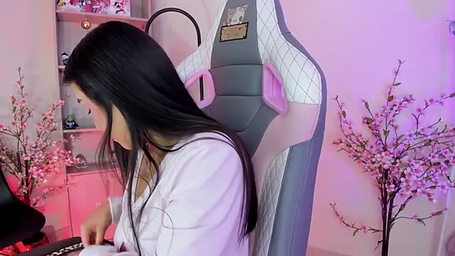 mavi boo online show from 02-25-26, 06:19