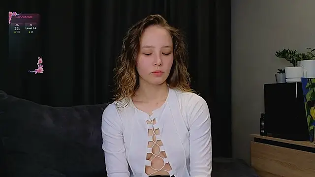 Snapshot of y0ur_sunshinee chatting on 03-02-26, 12:22 y0ur sunshinee online show from 03-02-26, 12:22