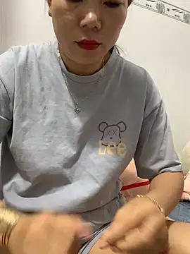 Snapshot of Baby-lovely69 chatting on 02-09-26, 11:36 Baby-lovely69 online show from 02-09-26, 11:36