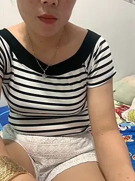Snapshot of Baby-lovely69 chatting on 04-11-26, 04:53 Baby-lovely69 online show from 04-11-26, 04:53