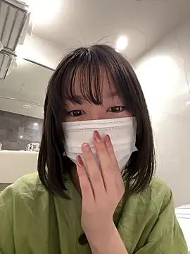 Snapshot of _m_u_ chatting on 02-14-26, 12:11 m u online show from 02-14-26, 12:11