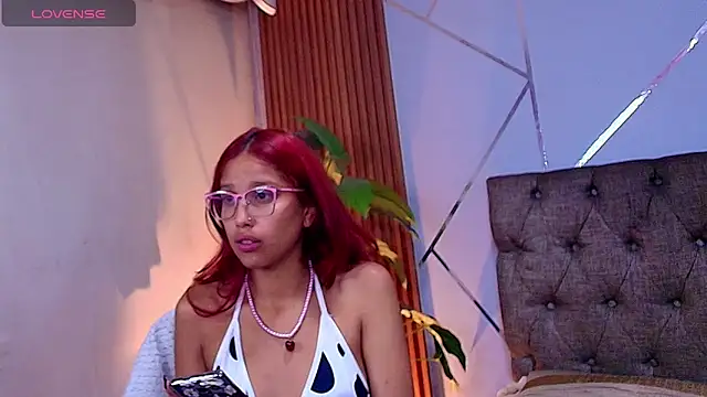 saphire  online show from 03-24-26, 06:24