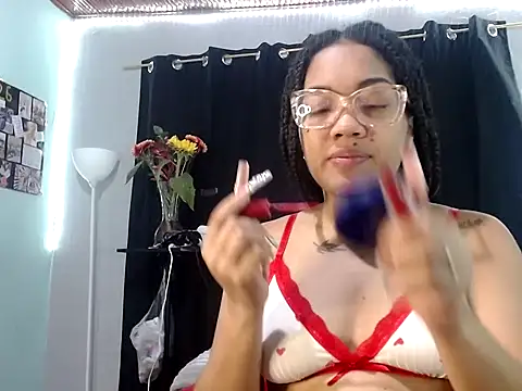 Sexy Supermomm online show from 03-11-26, 08:25