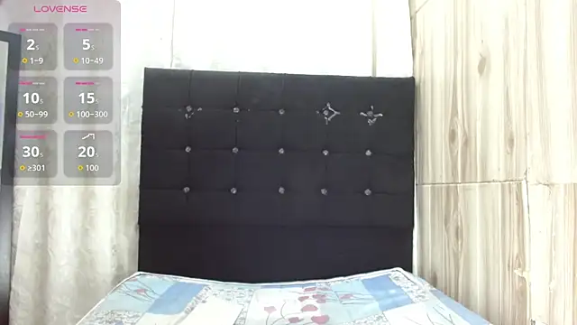 Snapshot of Camil4_milf_1 chatting on 02-22-26, 12:18 Camil4 milf 1 online show from 02-22-26, 12:18