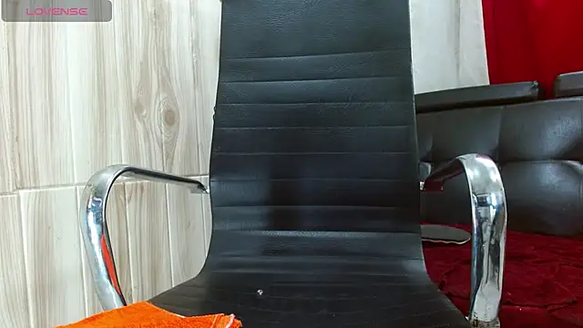 Camil4 milf 1 online show from 04-11-26, 07:45