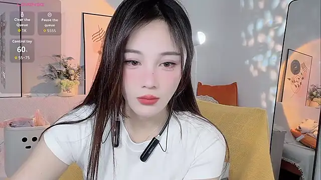 Lisa-295188 online show from 03-17-26, 07:00