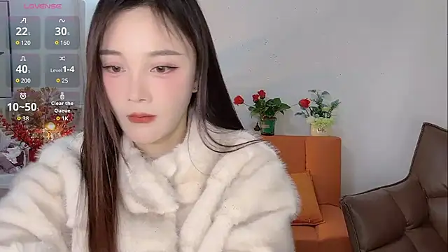 Snapshot of Lisa-295188 chatting on 02-19-26, 05:48 Lisa-295188 online show from 02-19-26, 05:48