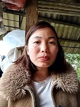 Snapshot of Ella-aa chatting on 02-07-26, 04:53 Ella-aa online show from 02-07-26, 04:53