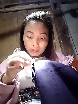 Snapshot of Ella-aa chatting on 02-13-26, 12:38 Ella-aa online show from 02-13-26, 12:38