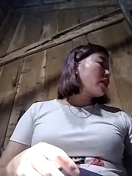 Snapshot of Ella-aa chatting on 02-06-26, 01:07 Ella-aa online show from 02-06-26, 01:07