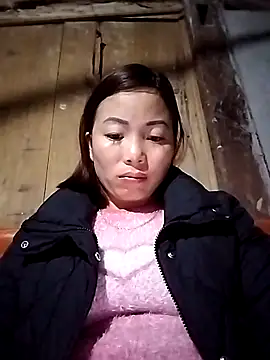 Snapshot of Ella-aa chatting on 02-04-26, 12:55 Ella-aa online show from 02-04-26, 12:55