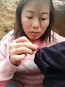 Snapshot of Ella-aa chatting on 02-10-26, 07:07 Ella-aa online show from 02-10-26, 07:07