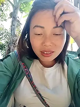 Snapshot of Ella-aa chatting on 02-21-26, 08:27 Ella-aa online show from 02-21-26, 08:27