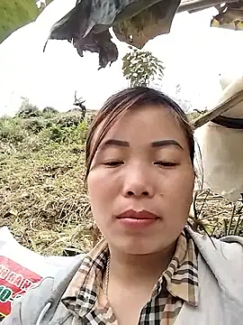 Ella-aa online show from 03-24-26, 05:18