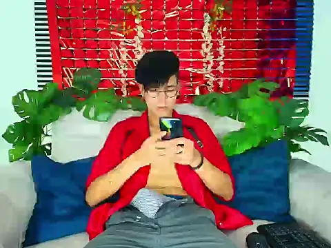 ThiiagoSaeenz online show from 02-25-26, 03:56