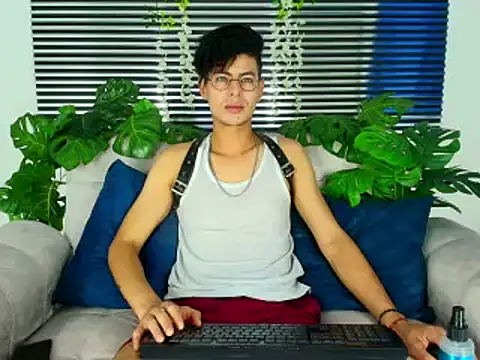 ThiiagoSaeenz online show from 03-03-26, 04:36