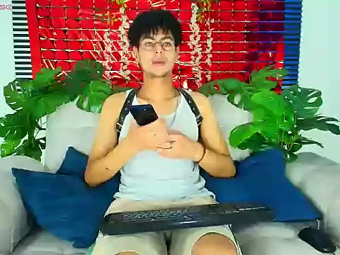 ThiiagoSaeenz online show from 02-23-26, 03:34