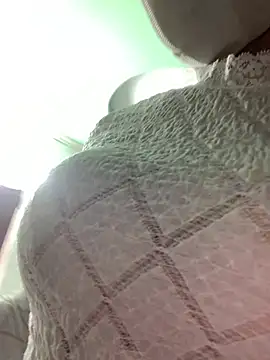 YANINA120 online show from 02-18-26, 01:58