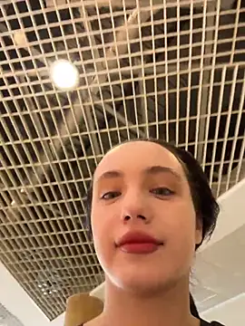 MiaTee online show from 02-07-26, 04:20