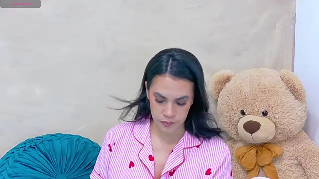 AndiVasquez online show from 05-25-26, 10:03