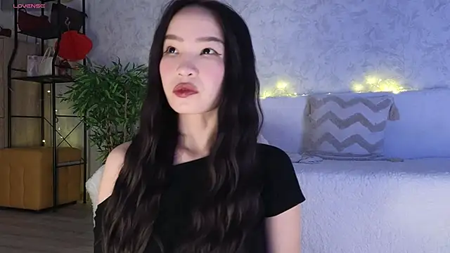 saya li11 online show from 02-19-26, 04:15