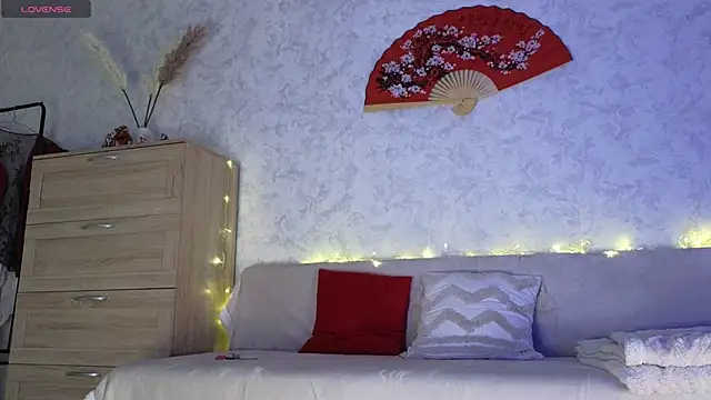 saya li11 online show from 02-12-26, 04:40