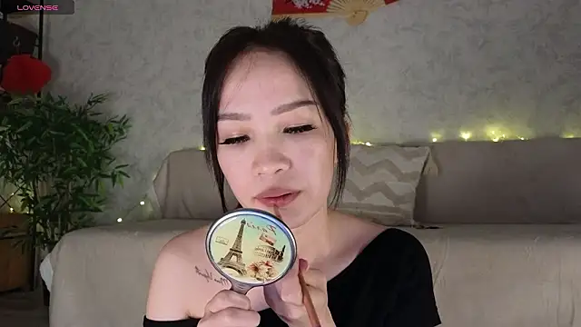 saya li11 online show from 02-17-26, 04:04