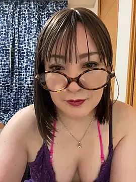 Mitsuco surflady online show from 04-29-26, 04:22