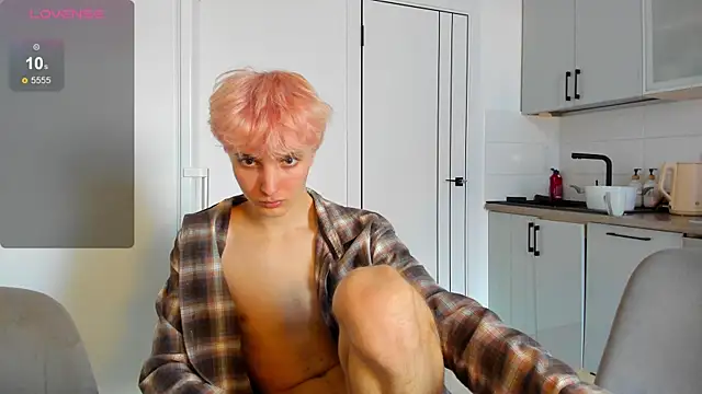 bunnyblush67 online show from 04-14-26, 05:34