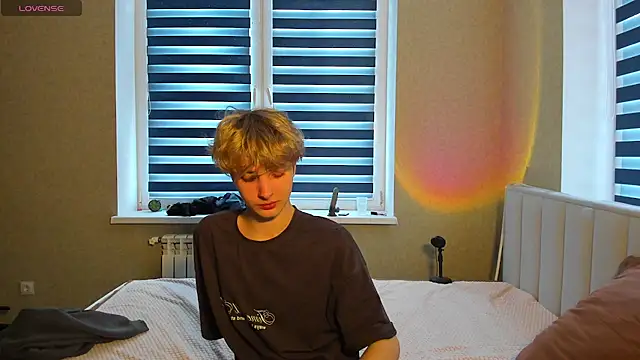 bunnyblush67 online show from 02-25-26, 07:30