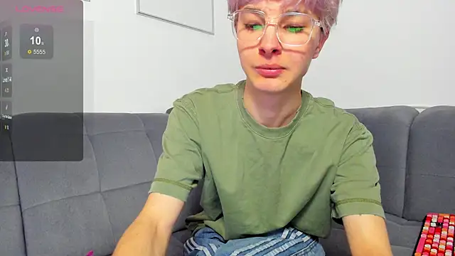 bunnyblush67 online show from 04-20-26, 08:06