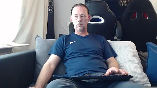 Snapshot of Sexy_Ass_Mike chatting on 03-01-26, 03:01 Sexy Ass Mike online show from 03-01-26, 03:01