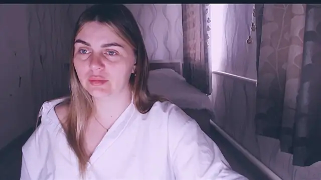 MagicKatarina  online show from 03-26-26, 05:28