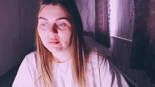 MagicKatarina  online show from 03-28-26, 04:24