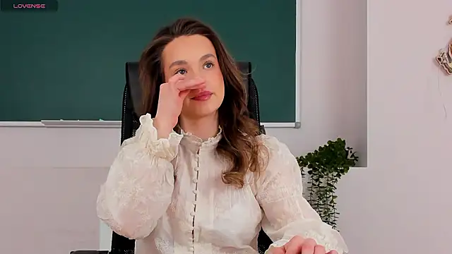 AlissaMilee online show from 03-28-26, 03:07