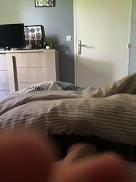 Snapshot of magicdickx21 chatting on 05-20-26, 10:34 magicdickx21 online show from 05-20-26, 10:34