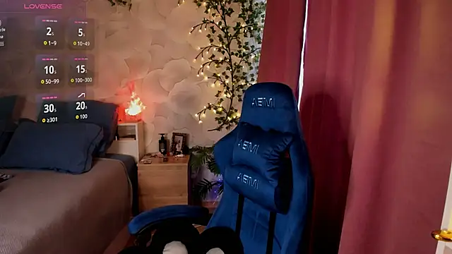 Madam  Isabella online show from 06-27-26, 08:42