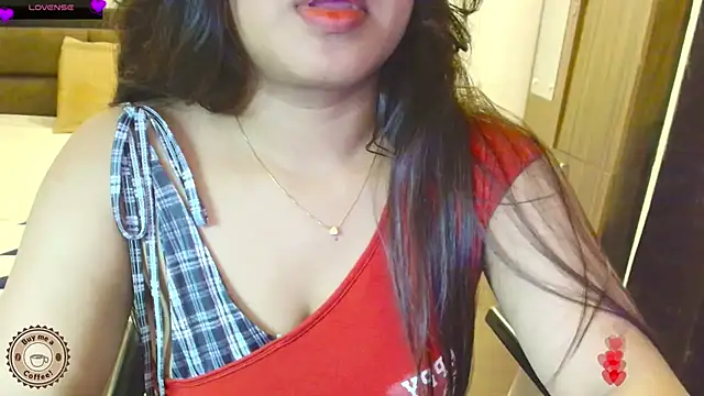 Yara-143 online show from 07-15-26, 04:47