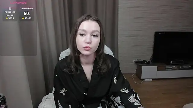 Snapshot of CarmenHill chatting on 02-17-26, 04:43 CarmenHill online show from 02-17-26, 04:43