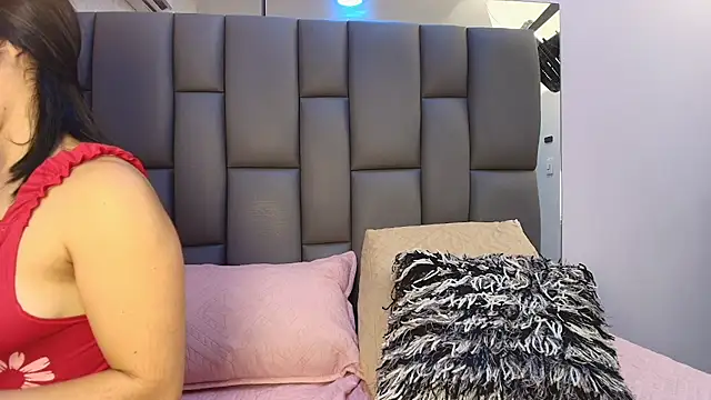 melany roberts  online show from 03-20-26, 03:07