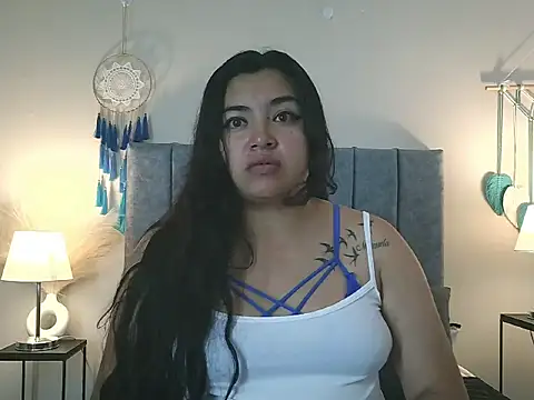 Snapshot of KatalynaSweet chatting on 02-26-26, 03:39 KatalynaSweet online show from 02-26-26, 03:39