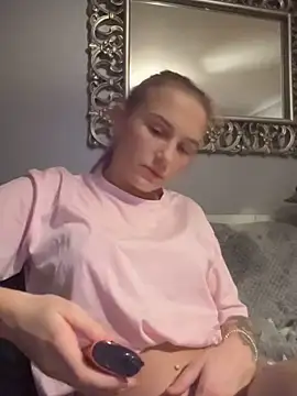 Milssweetx online show from 03-21-26, 09:08