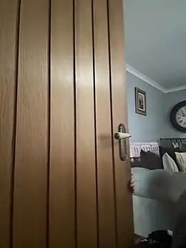 Milssweetx online show from 03-20-26, 09:54