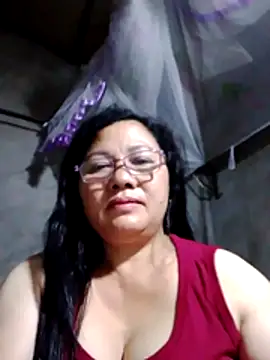 Snapshot of Cold-girlr12 chatting on 05-04-26, 03:15 Cold-girlr12 online show from 05-04-26, 03:15