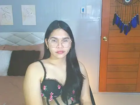 Snapshot of alianabrooks chatting on 02-09-26, 04:16 alianabrooks online show from 02-09-26, 04:16