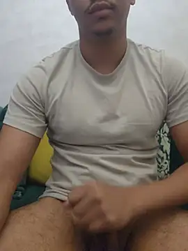 Snapshot of BigMoroccanDih chatting on 05-12-26, 03:51 BigMoroccanDih online show from 05-12-26, 03:51