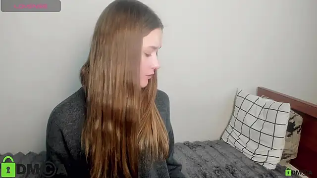 Snapshot of Elina_X chatting on 05-10-26, 01:36 Elina X online show from 05-10-26, 01:36