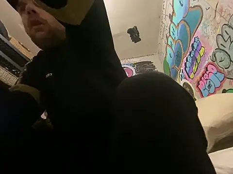 Snapshot of gothboiplzty chatting on 05-01-26, 07:46 gothboiplzty online show from 05-01-26, 07:46